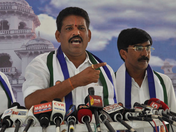 YSRCP leader Chevireddy Bhaskar Reddy takes on AP CM Chandrababu Naidu. YSRCP leader Chevireddy Bhaskar Reddy takes on AP CM Chandrababu Naidu.