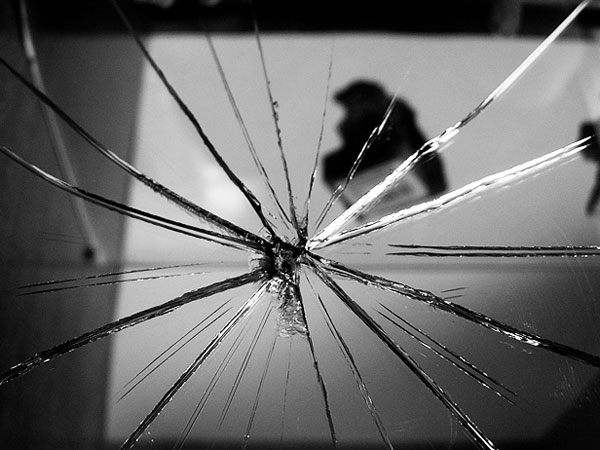 Attack on Andhra bank in Guntur Attack on Andhra bank in Guntur