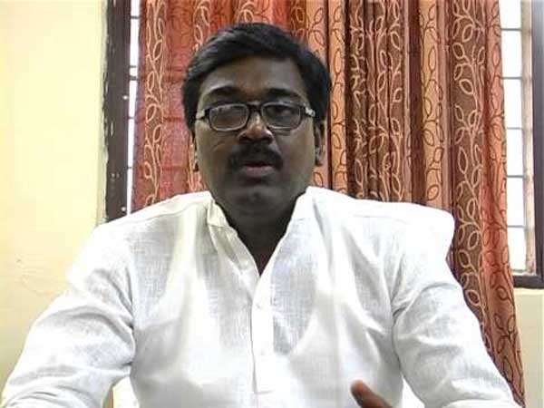 కాంగ్రెసులో బిజ్జాళ దేవుళ్లే...