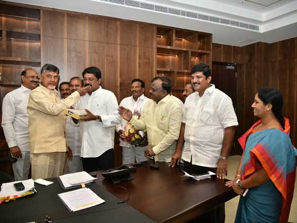 ఎమ్మెల్సీ సతీష్ రెడ్డి సాయంతో...
