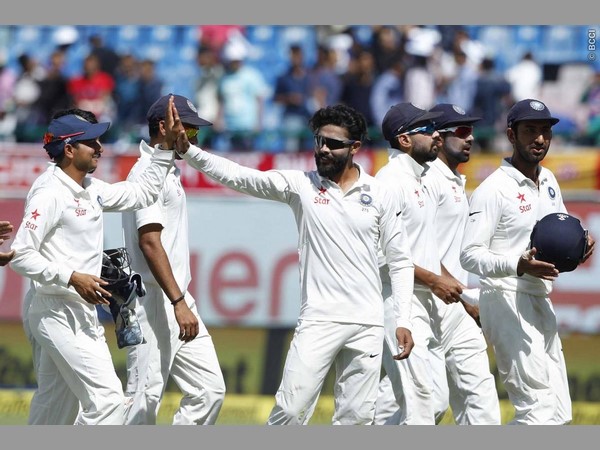సమష్టిగా రాణించిన భారత్