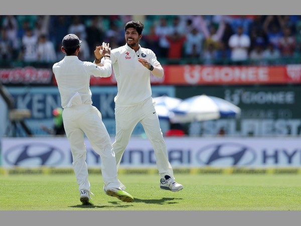 విరుచుకుపడ్డ ఓపెనర్ కేఎల్ రాహుల్