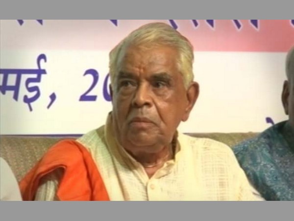 బాబూలాల్ గౌర్ నుంచి ఆనందీబెన్ పటేల్ వరకు