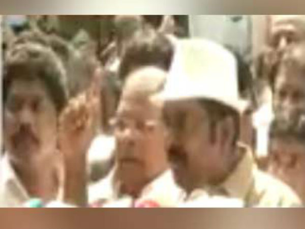 TTV.Dinakaran filed his nomination today in RK Nagar constituency. he wor hat on his head while nominating TTV.Dinakaran filed his nomination today in RK Nagar constituency. he wor hat on his head while nominating