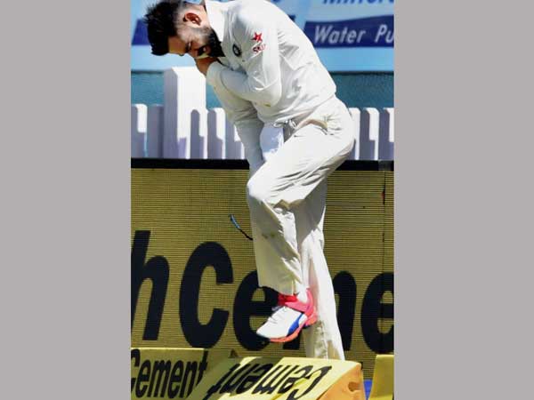 India Vs Australia: Virat Kohli's Injury 'Much Worse' Than Being Portrayed, Says Michael Clarke India Vs Australia: Virat Kohli's Injury 'Much Worse' Than Being Portrayed, Says Michael Clarke
