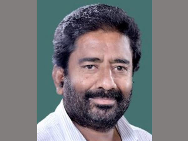 Murder case okay, I have many cases against me', Sena MP told stewardess Murder case okay, I have many cases against me', Sena MP told stewardess