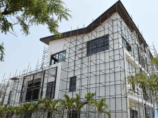 ఫోటోలు తీయవద్దని.