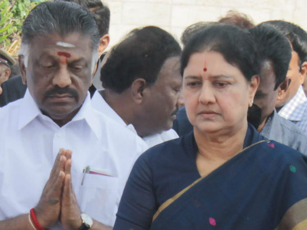 పన్నీరు పావులు