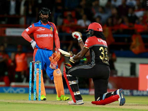 IPL 2017: 'Salt-Bae' Chris Gayle Roars Back to Life in League IPL 2017: 'Salt-Bae' Chris Gayle Roars Back to Life in League