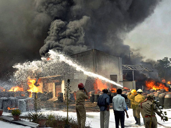 Massive Fire Accident In Afzalgunj Massive Fire Accident In Afzalgunj