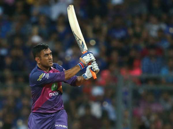 తొలుత బ్యాటింగ్ చేసిన పూణె