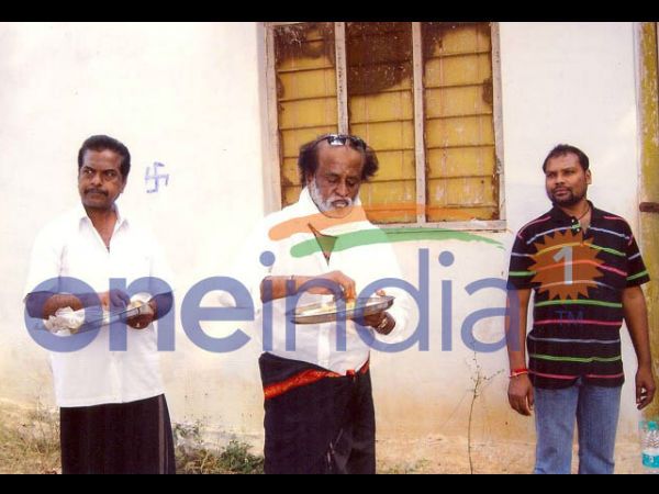 అభిమానులు, ప్రజలు ఒత్తిడితో