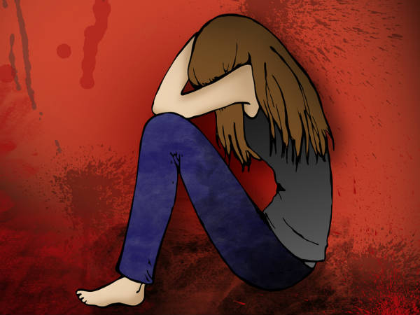 Facebook friend extorts Rs 8 lakh from girl using morphed picture Facebook friend extorts Rs 8 lakh from girl using morphed picture