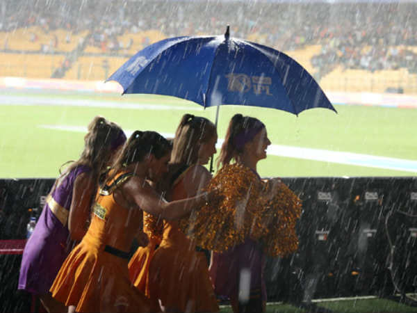 Kolkata Knight Riders win the toss and elect to field Kolkata Knight Riders win the toss and elect to field