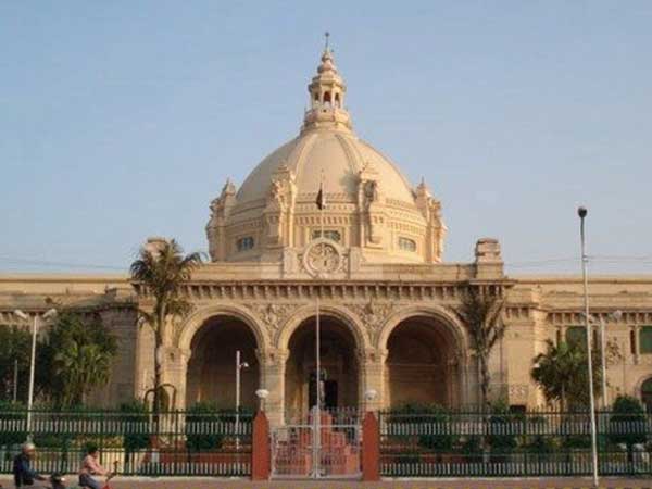 Paper Balls Thrown At Governor In First Session Of UP's New Assembly Paper Balls Thrown At Governor In First Session Of UP's New Assembly