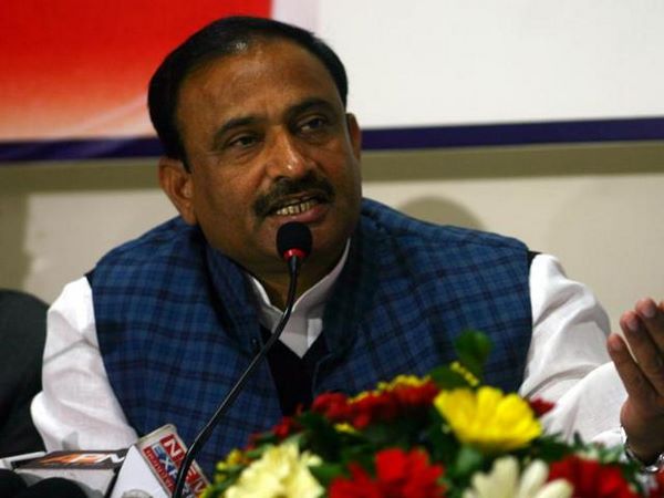 ఆందోళన నుంచి వైదొలిగిన బీకేఎస్