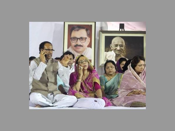స్వామినాథన్ సిఫారసులు అమలు చేస్తామన్న సీఎం