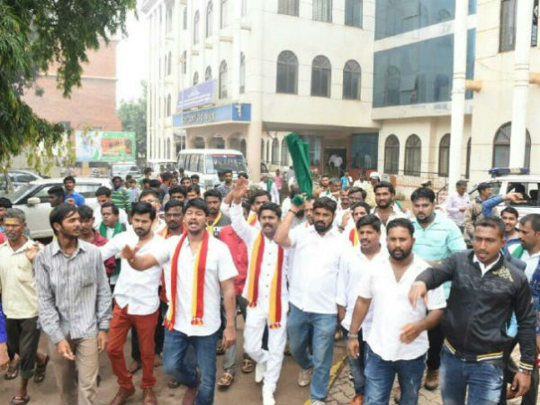 ఆంధ్ర, తెలంగాణ బస్సులు !