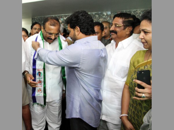 విజయసాయి రెడ్డి సమాధానం..