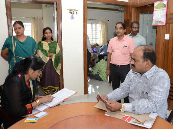 రూ.10కోట్లపైనే ఆస్తులు..