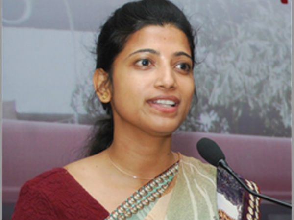 హీరోయిన్ కథలూ రావాలి.. ఆమ్రపాలి స్ఫూర్తి