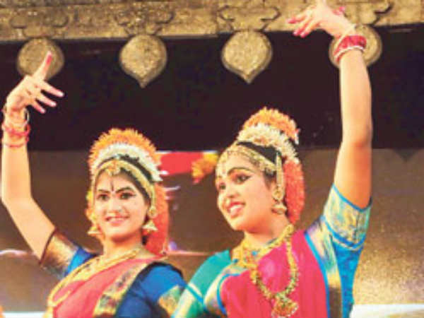 నవ్వులు పూయించిన వేణుమాధవ్