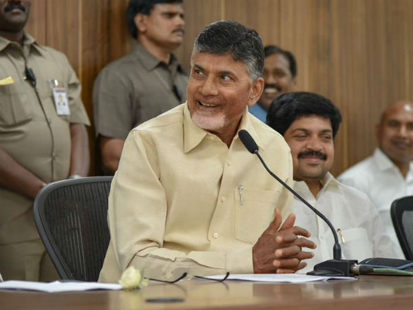 చంద్రబాబును నిలదీశారు..