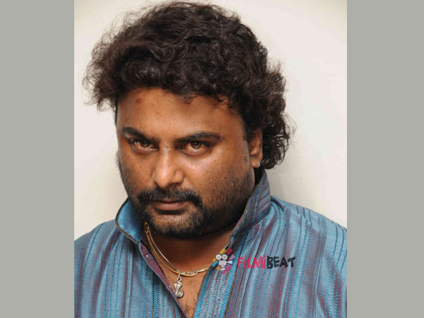 Popular Kannada Actor Huccha Venkat Attempts Suicide,Speaks to Media on Love Failure Popular Kannada Actor Huccha Venkat Attempts Suicide,Speaks to Media on Love Failure