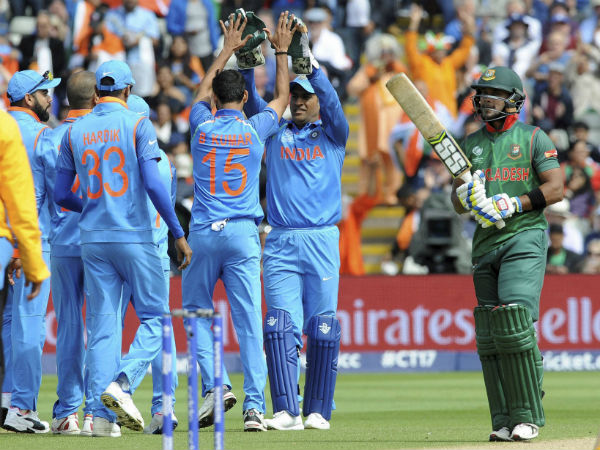 Champions Trophy 2017: Adam Gilchrist critical of Virat Kohli's decision to chase in final Champions Trophy 2017: Adam Gilchrist critical of Virat Kohli's decision to chase in final