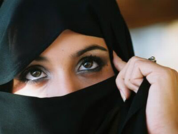 Girl, 16, gives talaq to hubby for opposing her education Girl, 16, gives talaq to hubby for opposing her education
