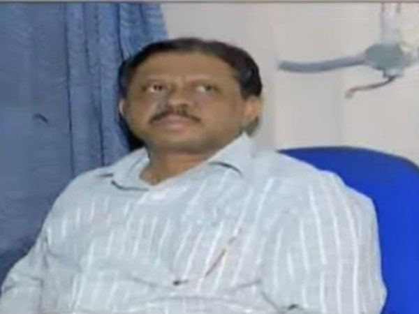 Acb Raids On Balanagar Sub Registrar's houses Acb Raids On Balanagar Sub Registrar's houses