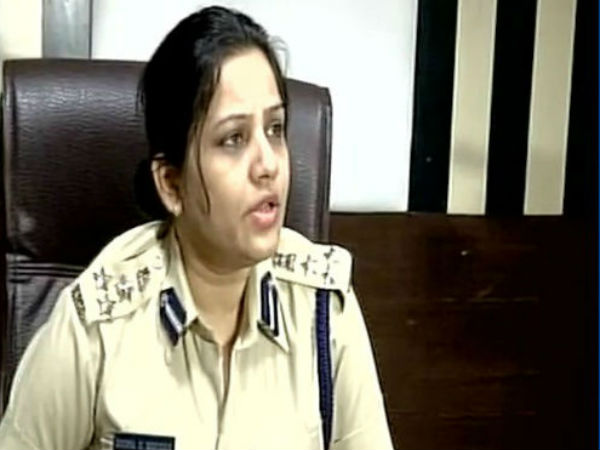 జైళ్ళ శాఖ ఉన్నతాధికారులకు ముడుపులు