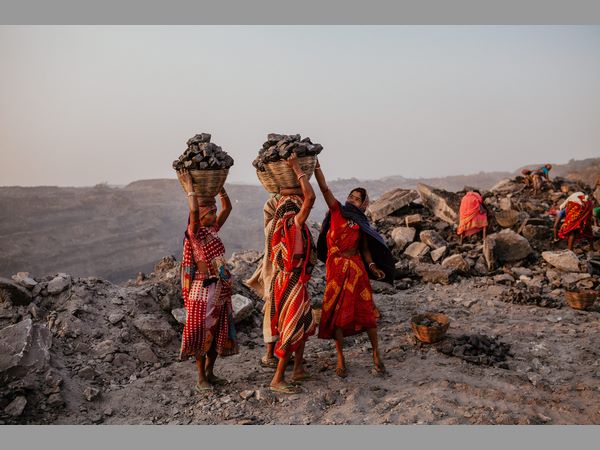 Jharia mine fire: People in danger zone to be shifted at any cost, says coal secretary Sushil Kumar Jharia mine fire: People in danger zone to be shifted at any cost, says coal secretary Sushil Kumar
