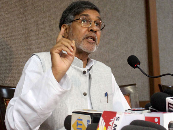 Kailash Satyarthi calls Gorakhpur hospital deaths 'a massacre' Kailash Satyarthi calls Gorakhpur hospital deaths 'a massacre'