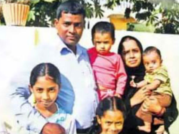 Fake Baba cheats Muslim family at Warangal Fake Baba cheats Muslim family at Warangal
