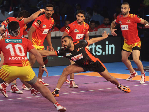 Gujarat Fortunegiants humble U Mumba 39-21 in Ahmedabad opener Gujarat Fortunegiants humble U Mumba 39-21 in Ahmedabad opener