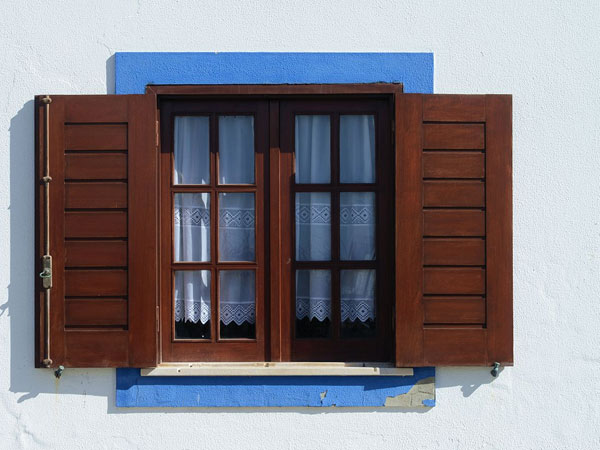 astrologer tells about windows in house astrologer tells about windows in house