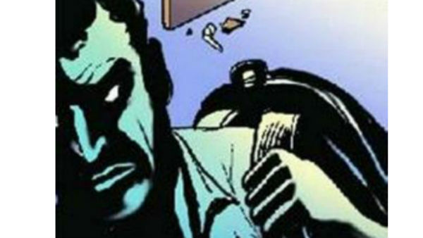 చోరీ పథకం బెడిసికొట్టిందిగా