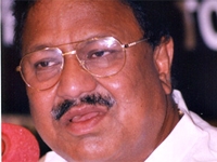 డి. శ్రీనివాస్ డి. శ్రీనివాస్