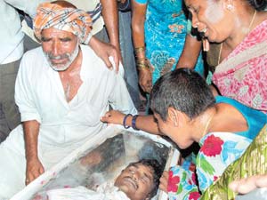 Yadi Reddy Yadi Reddy