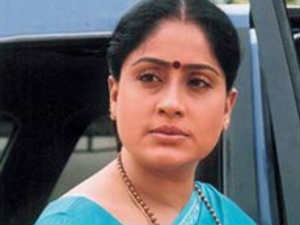 2 నెలల్లో సర్కారు కూల్చేస్తామని..
