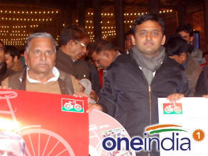 Akhilesh Yadav-Mulayam Singh Yadav Akhilesh Yadav-Mulayam Singh Yadav