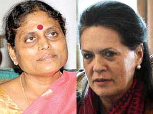 YS Vijayamma-Sonia Gandhi YS Vijayamma-Sonia Gandhi