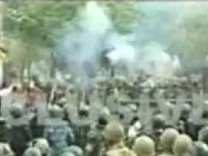 Telanganites set fire to railway station Telanganites set fire to railway station