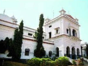 Mumbai mafia eyes on Victoria memorial home Mumbai mafia eyes on Victoria memorial home