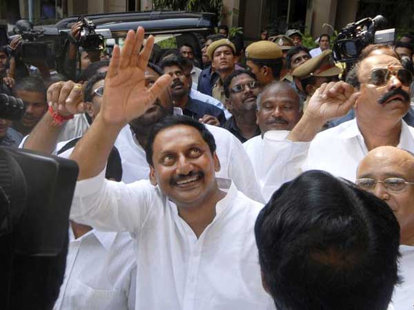 కిరణ్ ఇంపార్టెన్స్: నాని నుండి రాజేశ్ వరకూ జగన్కు జై