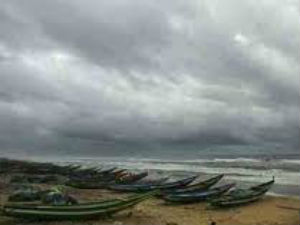 Cyclonic storm likely to intensify in Tamil Nadu, Andhra Pradesh today Cyclonic storm likely to intensify in Tamil Nadu, Andhra Pradesh today