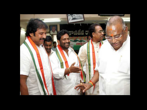 హార్డ్కోర్ 'సమైక్య' ఎంపిలు: 'చిరు' తోడు