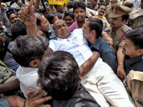 నాగం జనార్దన్ రెడ్డి వేరు కుంపటి