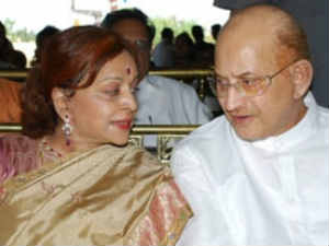 Krishna and Vijayanirmala Krishna and Vijayanirmala